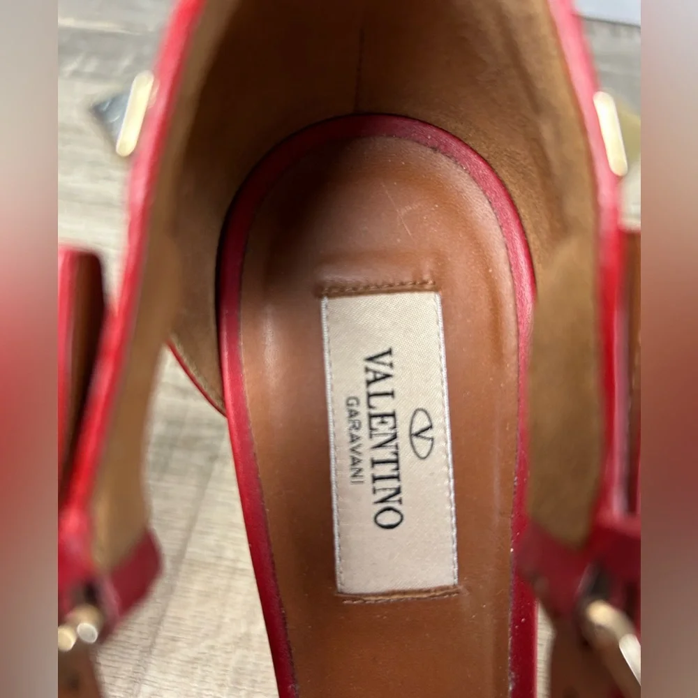 Valentino Garavani Red Studded Heels - Picture 2 of 9